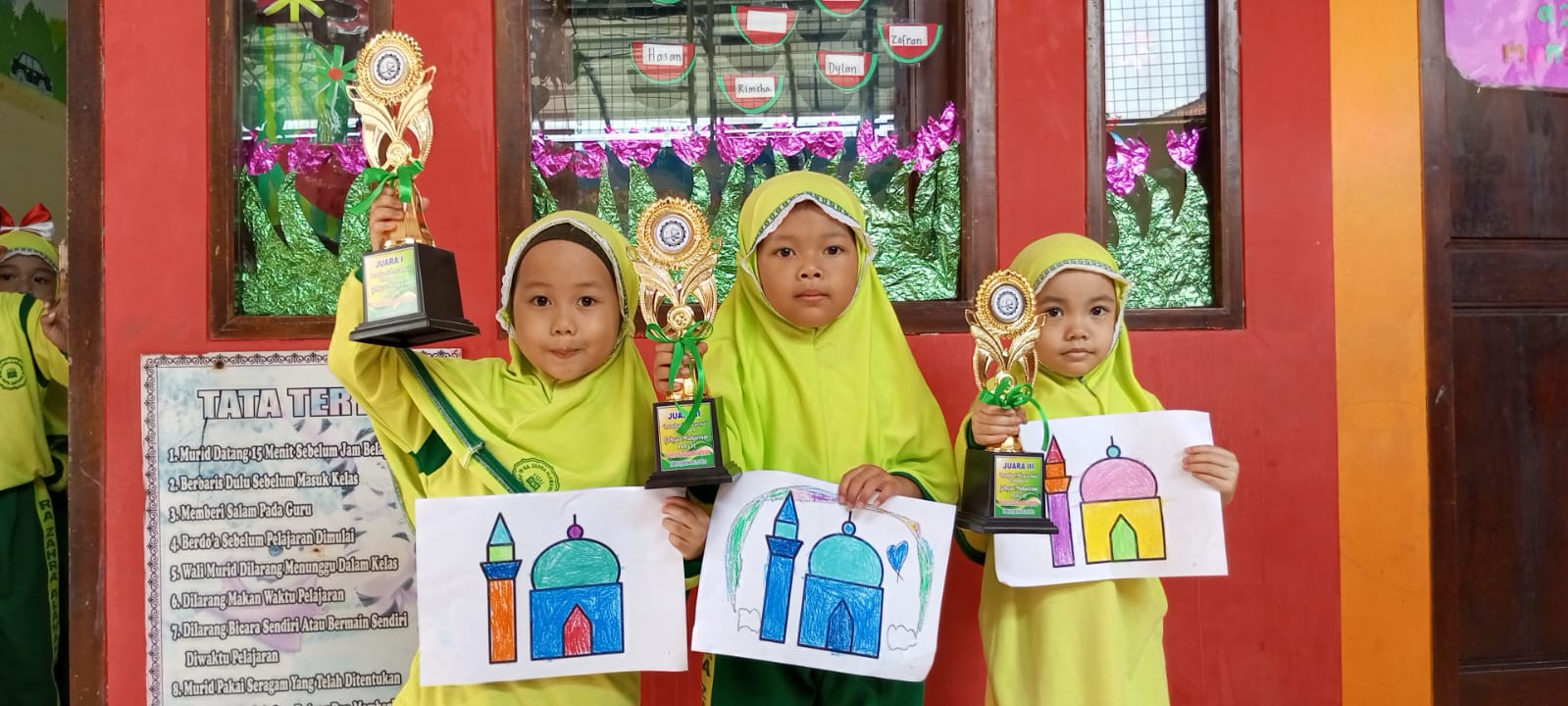foto lomba mewarnai